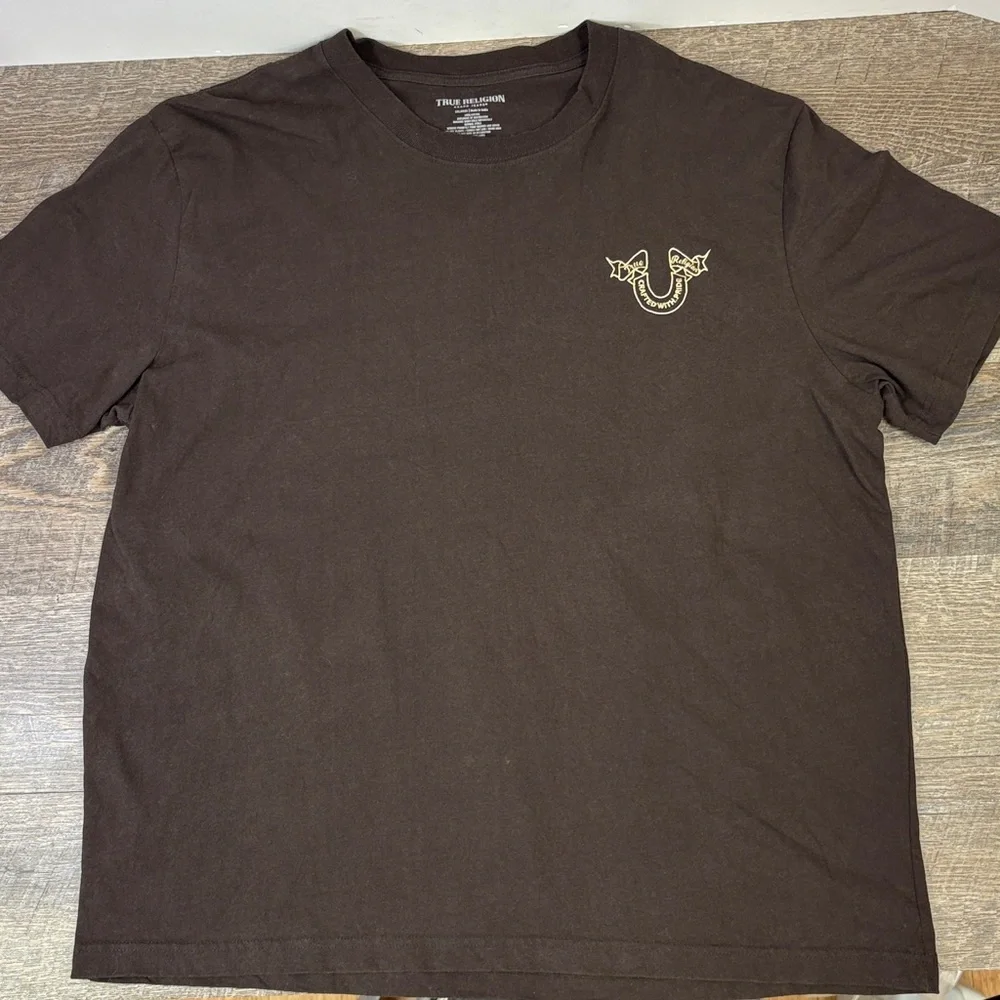 True Religion Brown Logo Graphic Tee – Size 2XL – 100% Cotton